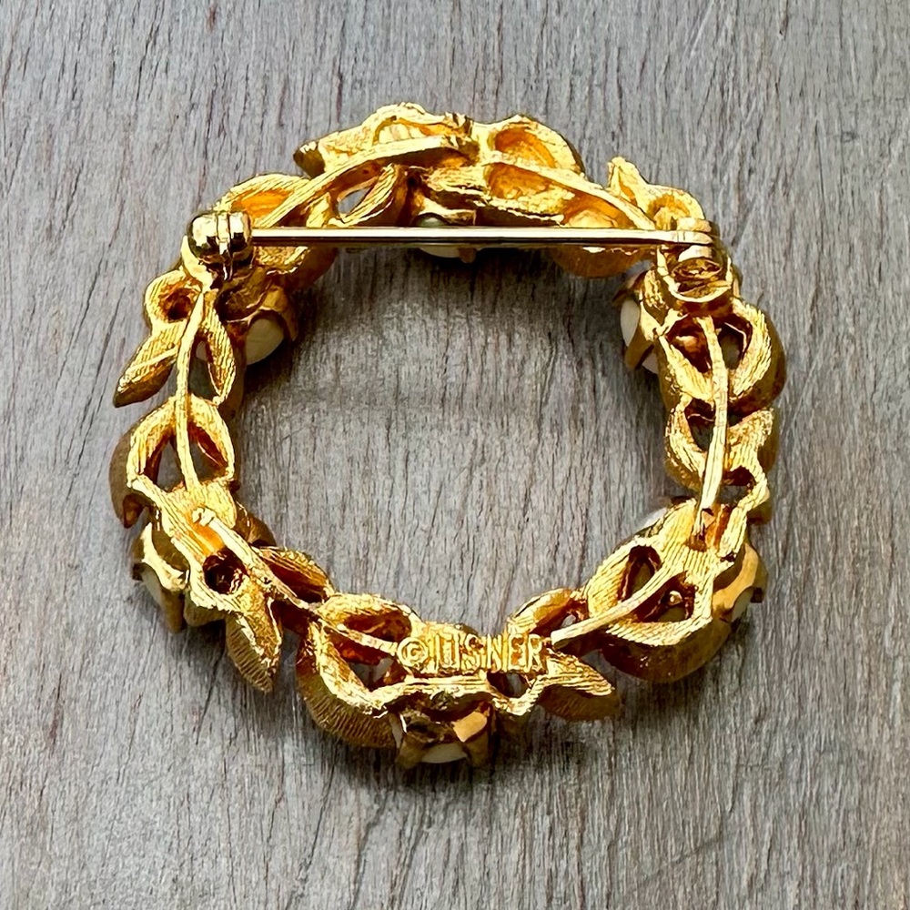 Liner Vintage Gold & Pearl Leaf Brooch - Picture 5 of 12